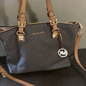 Michael Kors Karla Large tote